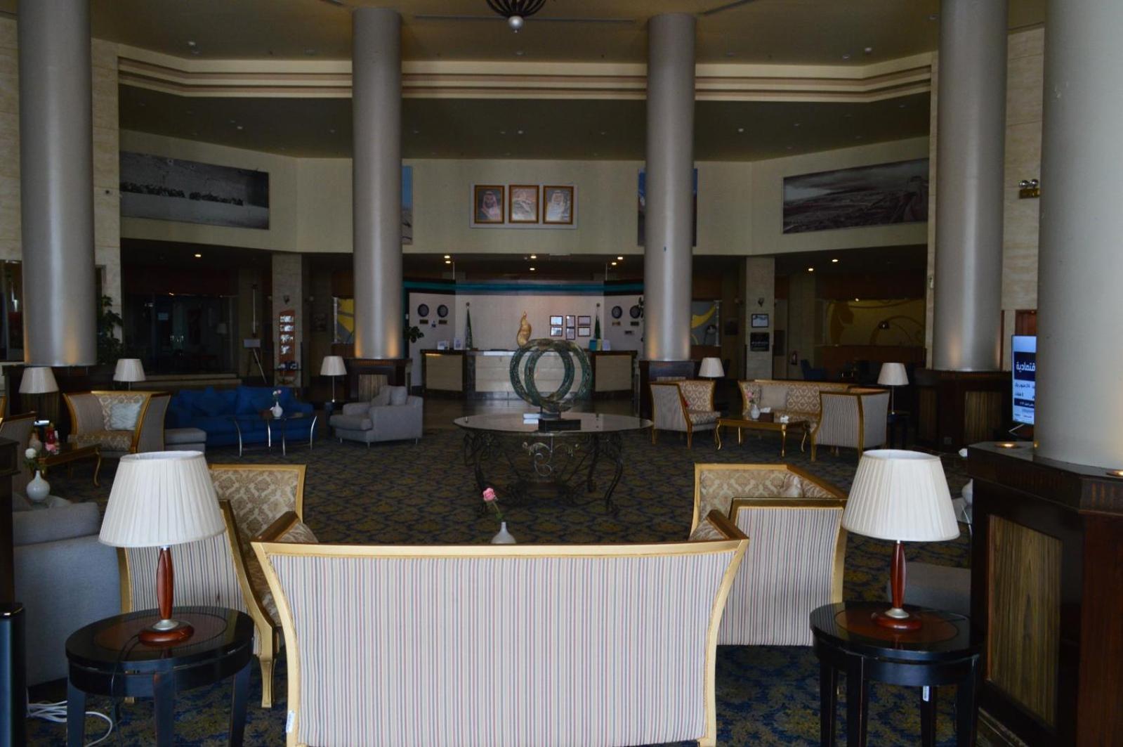 Golden Tulip Hail Luaran gambar