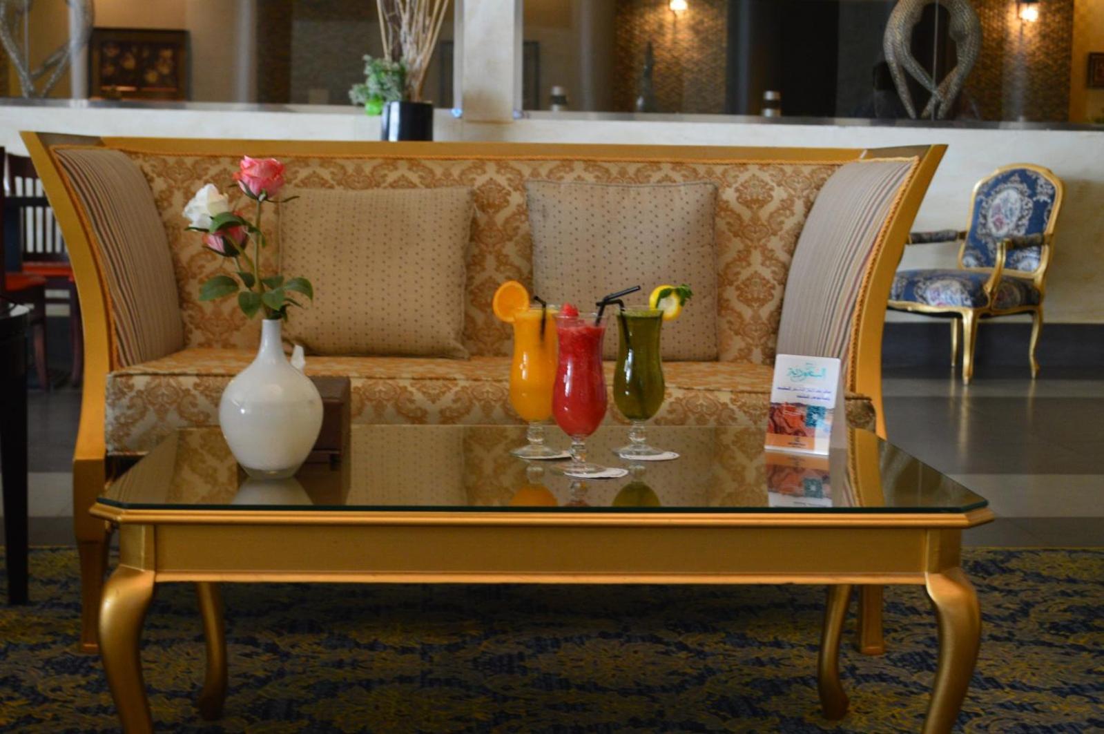 Golden Tulip Hail Luaran gambar