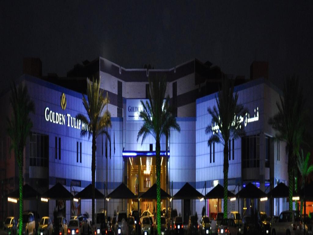 Golden Tulip Hail Luaran gambar