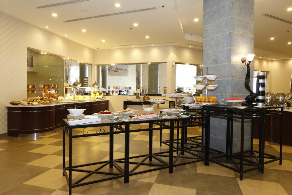 Golden Tulip Hail Luaran gambar